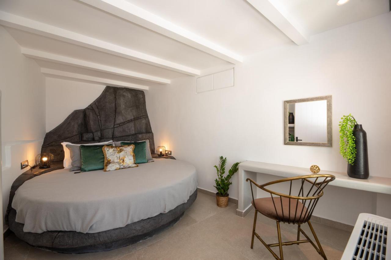 Daydream Luxury Suites Φηρά Εξωτερικό φωτογραφία